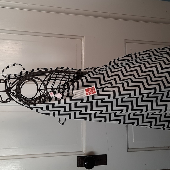 Swim Suit Cover Up Black White Chevron Polyester Quick Dry Flowy Tank Dress - Picture 4 of 9